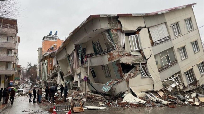 İnşaat Mühendisleri Odası; “Depremler değil, ihmal öldürüyor”
