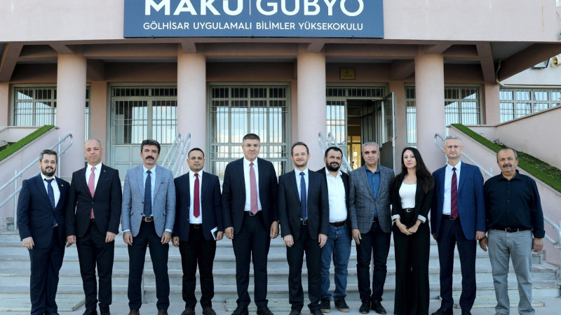 Rektör Dalgar Gölhisar'da öğrencilerle buluşuyor