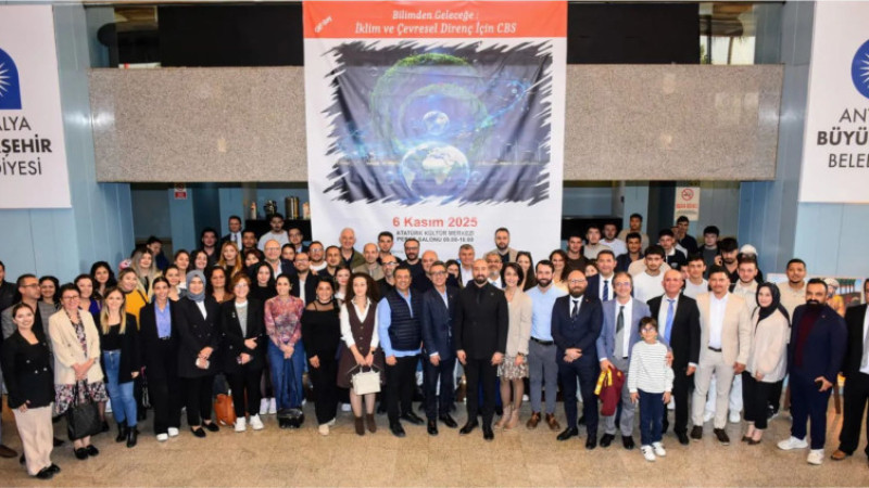 Gölhisar Meslek Yüksekokulu Öğrencileri 