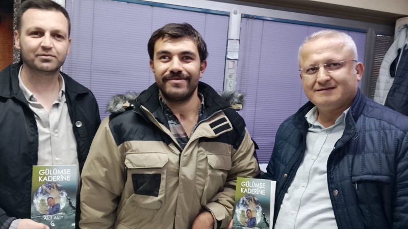 Akif Akın: Kaderine Gülümseyen Genç Kalem