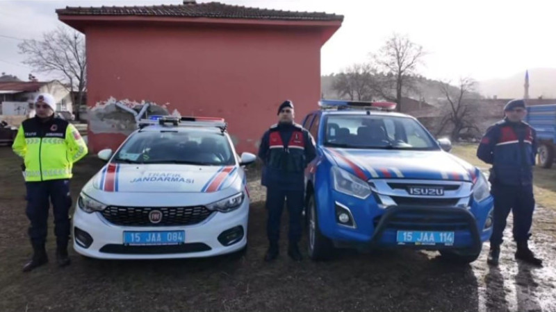 Trafikte Hayat Kurtaran Detay Görünür Ol, Güvende Kal