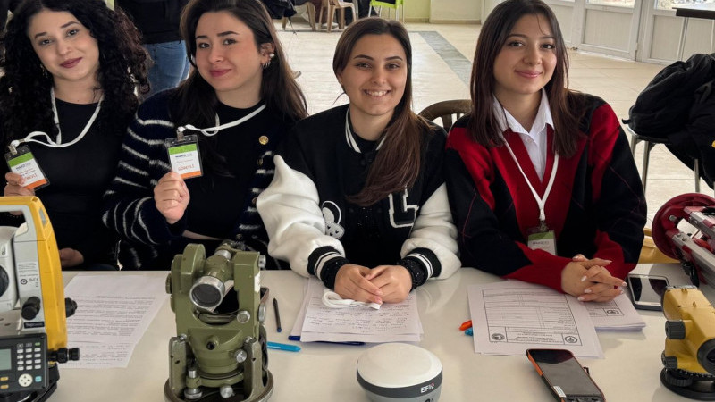 Gölhisar Meslek Yüksekokulu’nda Öğrenci Toplulukları Tanıtım Günleri Etkinliği 