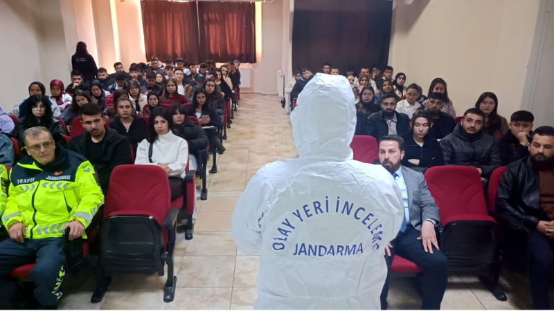 Jandarma Ekiplerinden Altınyayla’da 