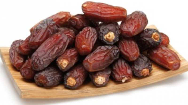 Ramazan Gelince, Hurma Kapış Kapış!