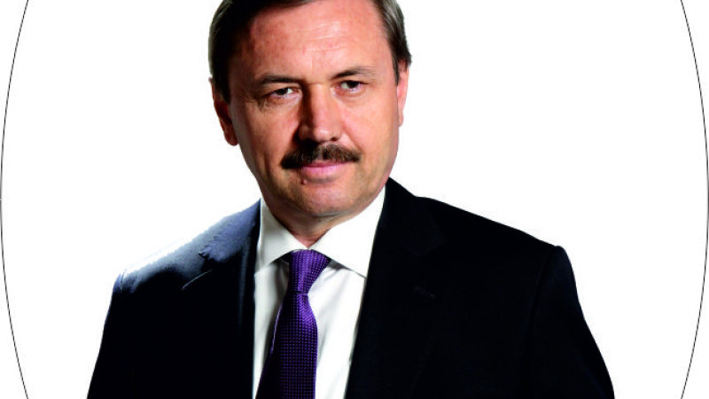 Dr. Ramazan Canural